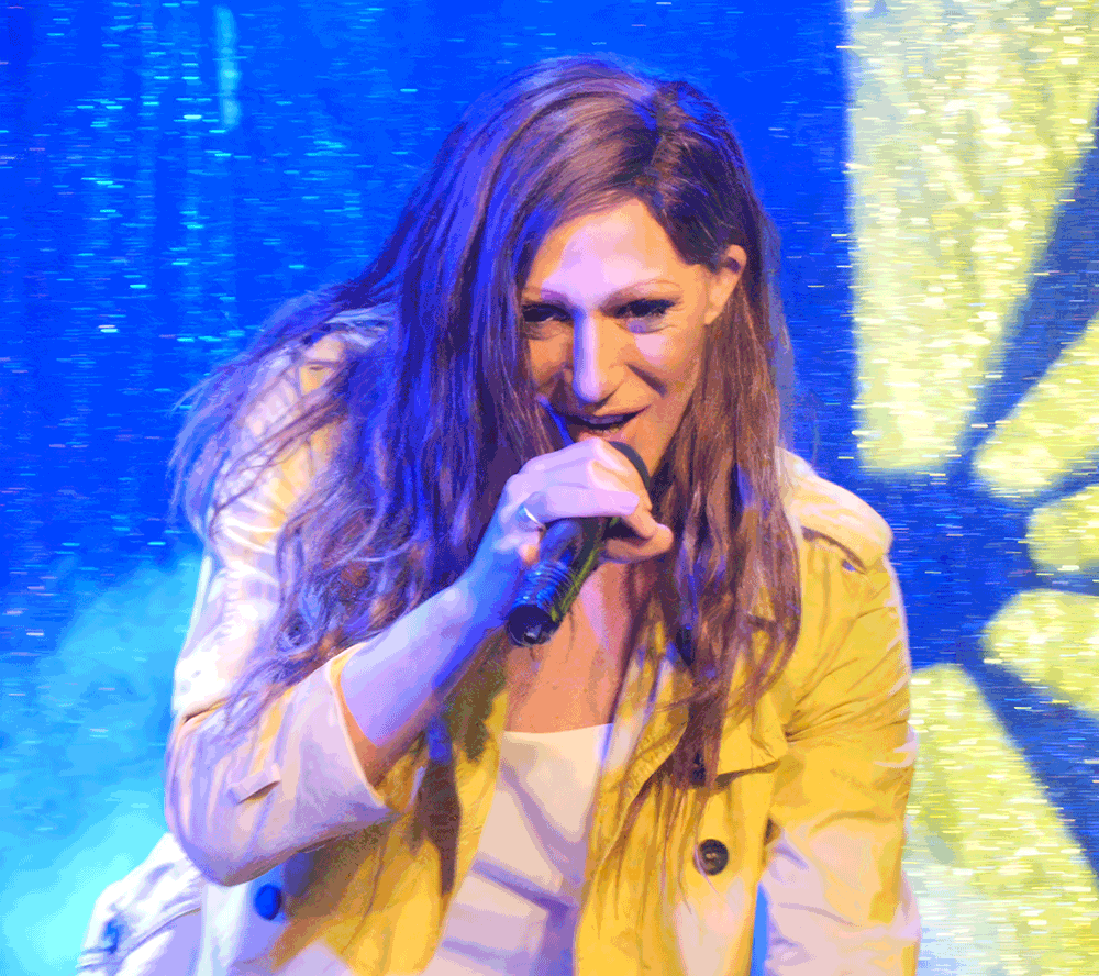 Le 16 mai 2014 le spectacle Michou's Folies au Cabaret Michou, rue des Martyrs / Rina Sherman