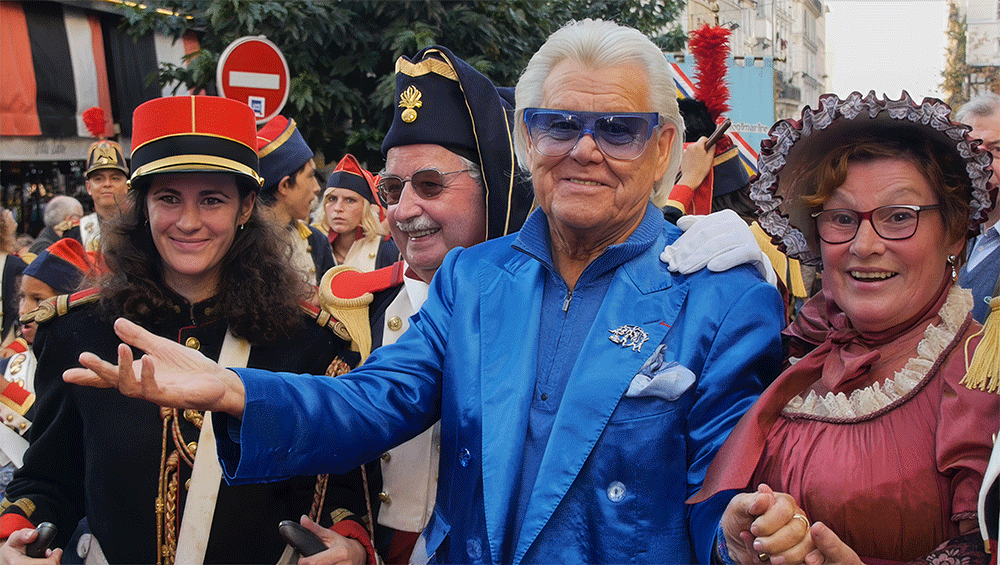 Michou, c'est moi, le film / Rina Sherman La Fête des vendanges de Montmartre à la Mascotte, le 11 octobre 2014 https://www.rinasherman.com/films/grands-portraits/michou-cest-moi-le-film-2013-2016/